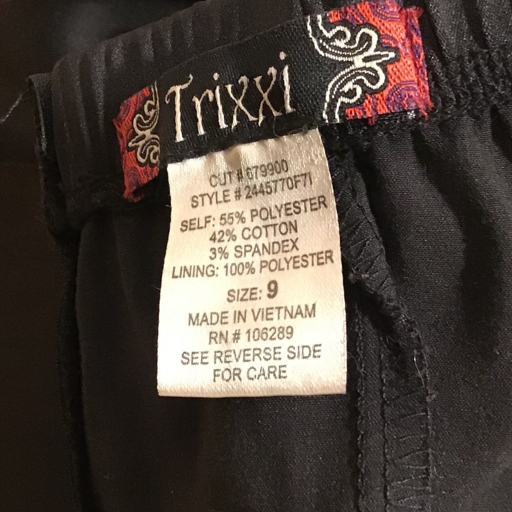 LBD w/Pockets - Picture 5 of 5